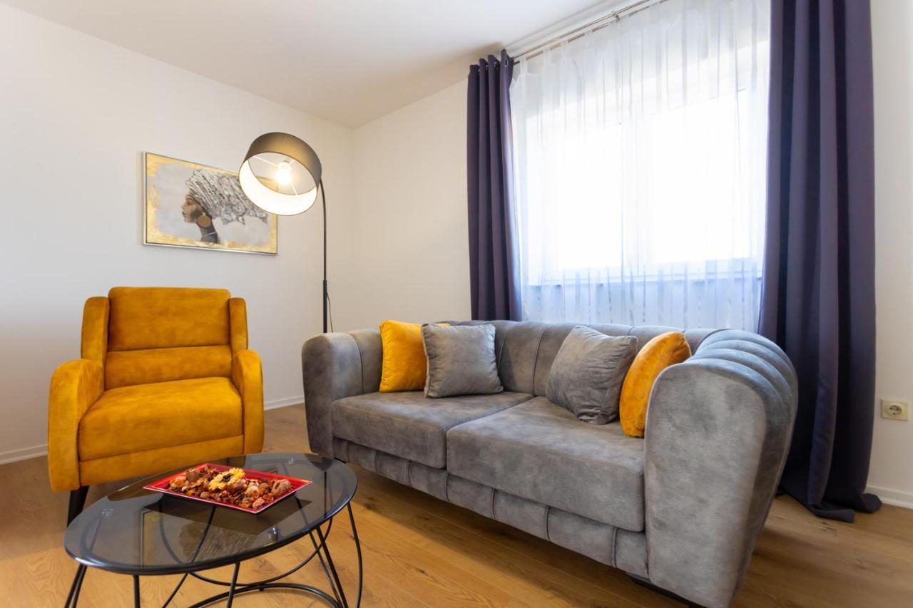 Apartment Demo Malinska Esterno foto