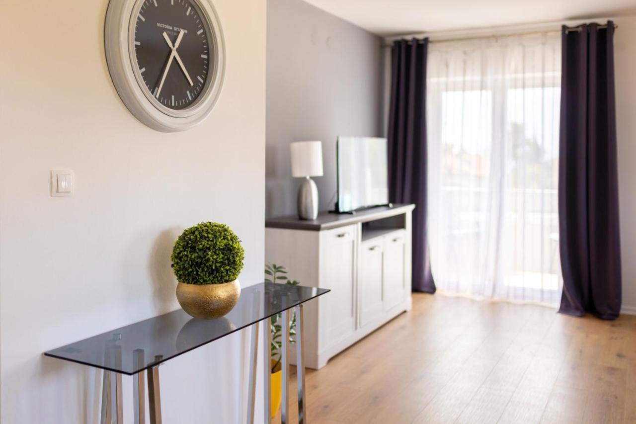 Apartment Demo Malinska Esterno foto