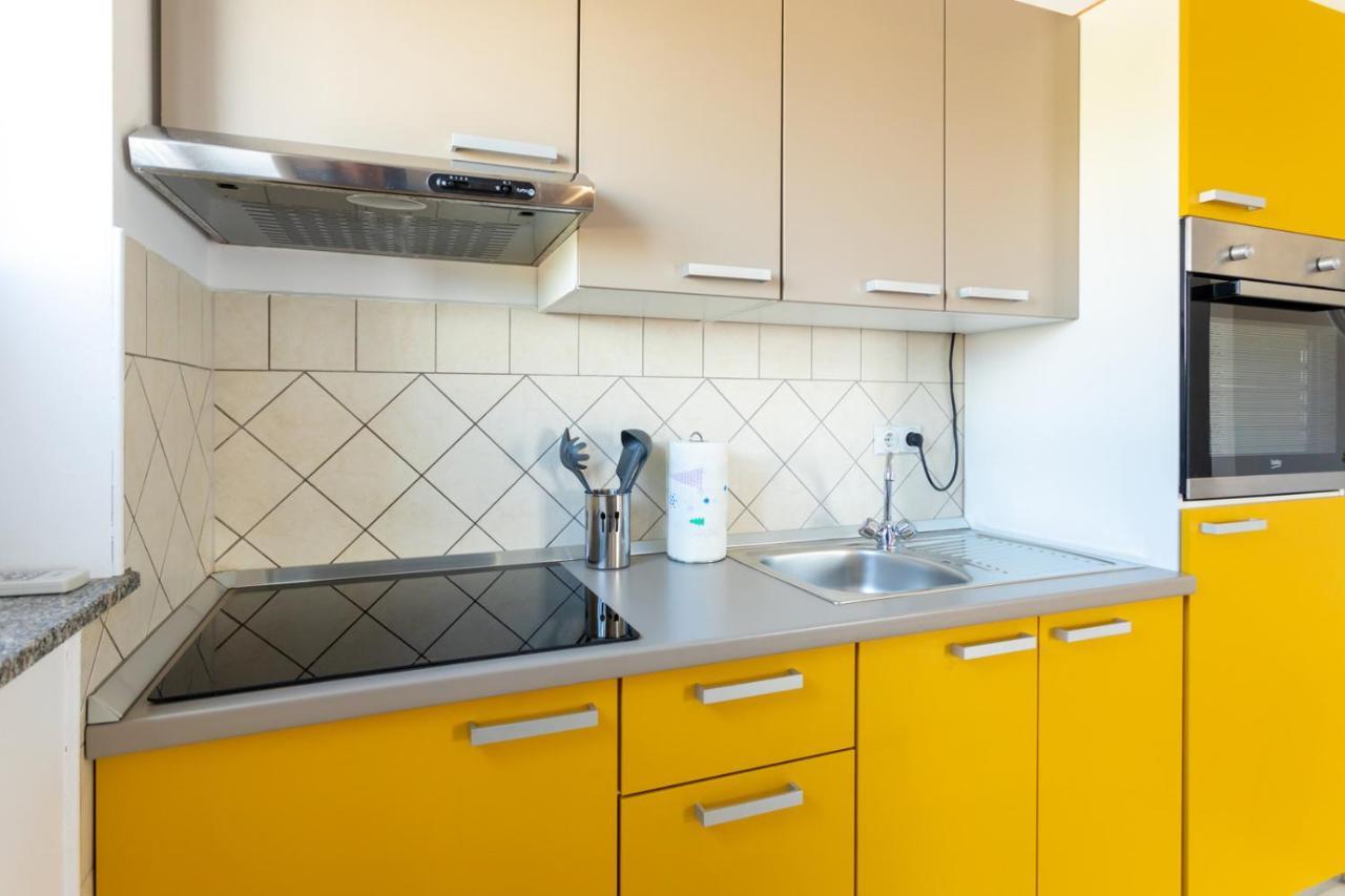 Apartment Demo Malinska Esterno foto